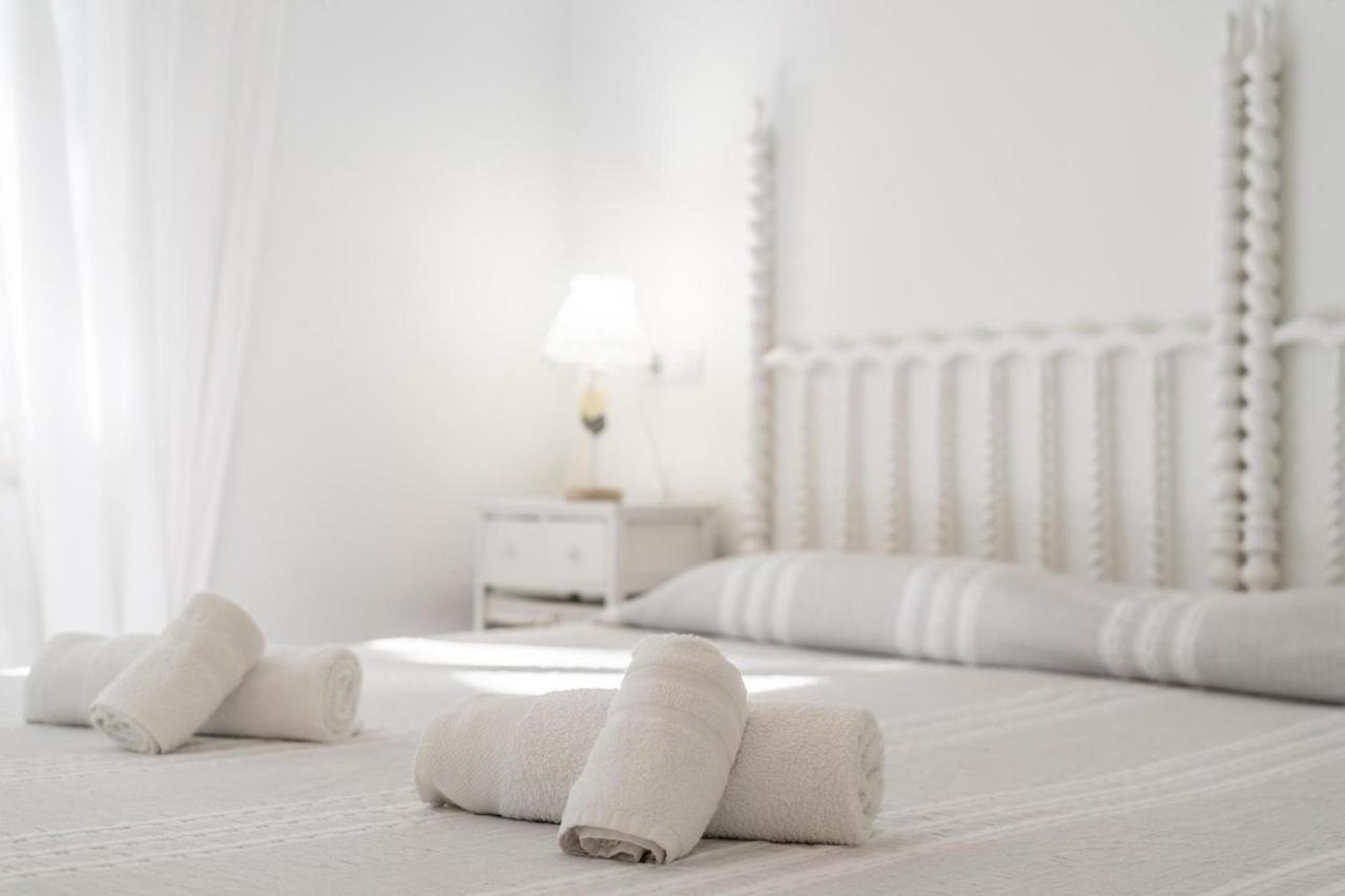 Cala de Sant Vicenc Gorgeous Renovated Cala Sant Vicenc Beach Villa מראה חיצוני תמונה